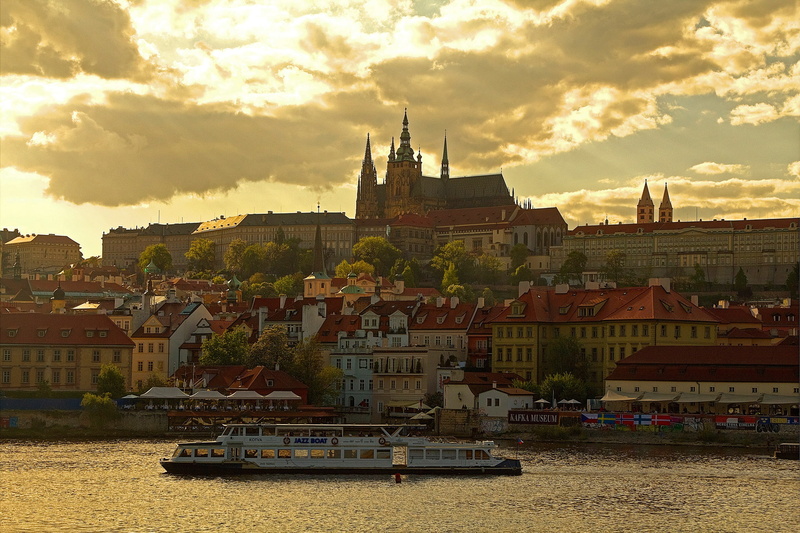 Vltava, 1080P, Prague Castle, Czech Republic, Prague, St. Vitus Cathedral, river, home