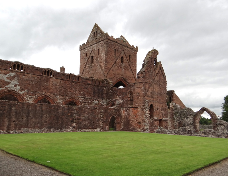 cloud - sky, gothic, masonry, wall, Historical, outdoors, ancient, scotland, travel destinations, stones, ancient civilization, vault, day, green color