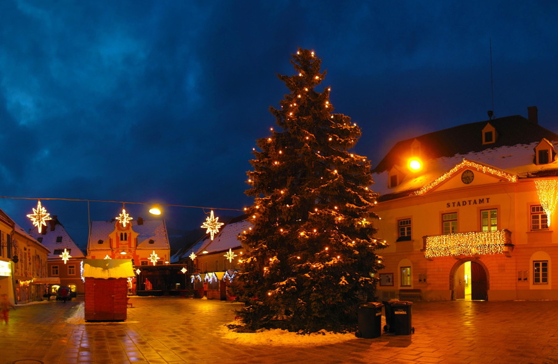 cityscape, light - Natural Phenomenon, tourism, old, light, plant, celebration, town, illuminated, snow, church, town Square, garland, green, history, nature