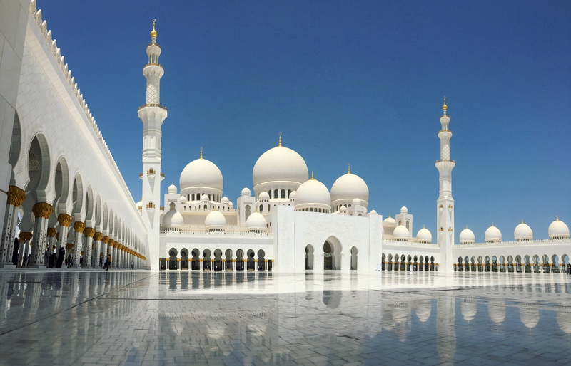 marble, place of worship, travel, incidental people, courtyard, tiled floor, architecture, religion, flooring, 4K, arch, built structure, architectural column