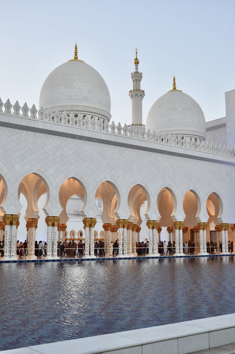 5K, mosque, oriental, white, day, united arab emirates, uae, beautiful, arch, water, incidental people, history, gold, sheikh zayed grand mosque, outdoors
