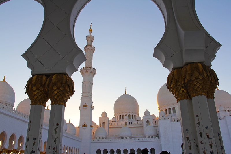 place of worship, history, sheikh zayed grand mosque, abu dhabi, arch, dome, built structure, travel destinations, nature, clear sky, spirituality, tourism