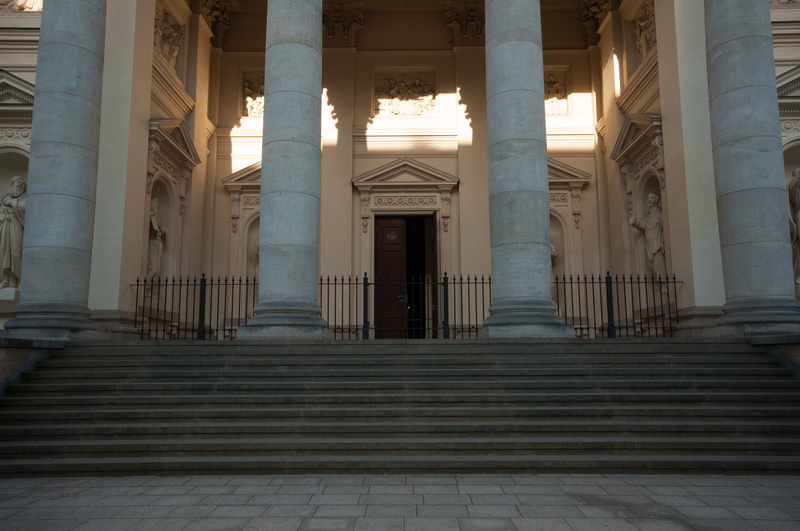 colonnade, church, courthouse, landmark, city, in a row, history, tourism, law, day, germany, built structure, the past, neo-classical, capital, monument
