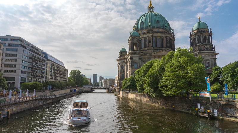 waterfront, old, mode of transportation, channel, outdoors, river, berlin cathedral, 5K, transportation, nautical vessel, waters, city, passenger craft