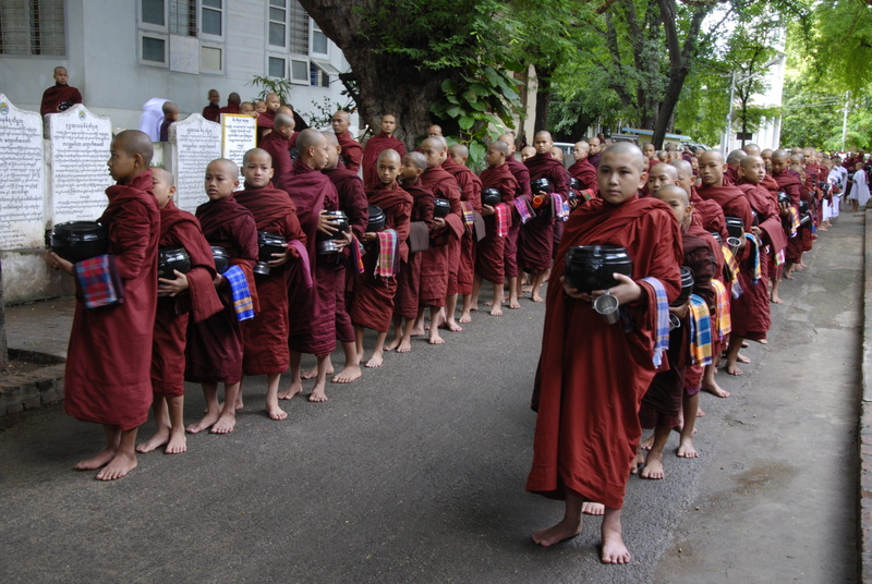 clothing, Religion, walking, built structure, traditional Clothing, cultures, group of people, crowd, history, 4K, street, day, architecture, in a row