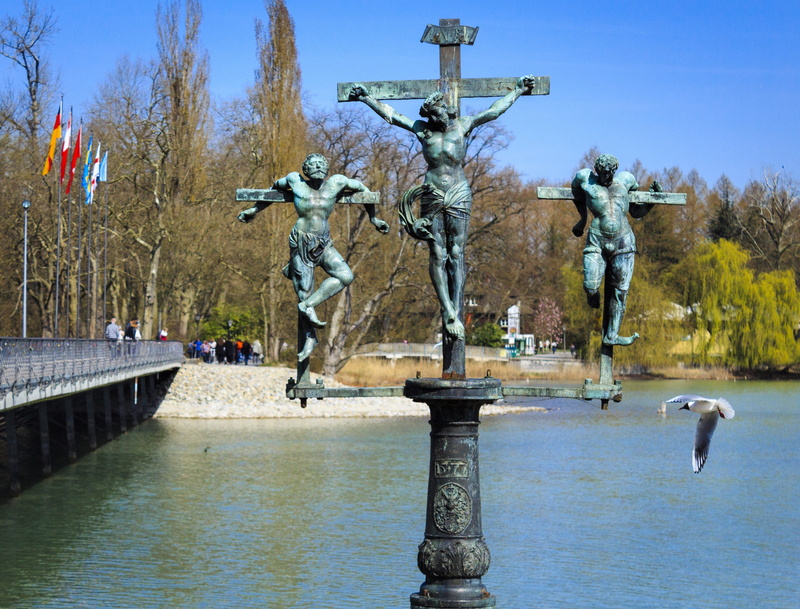 chiseled, 4K, nature, sculpture, crucifix, passion, die, christ, christianity, sweden cross, historically, day, bridge - man made structure, plant, architecture