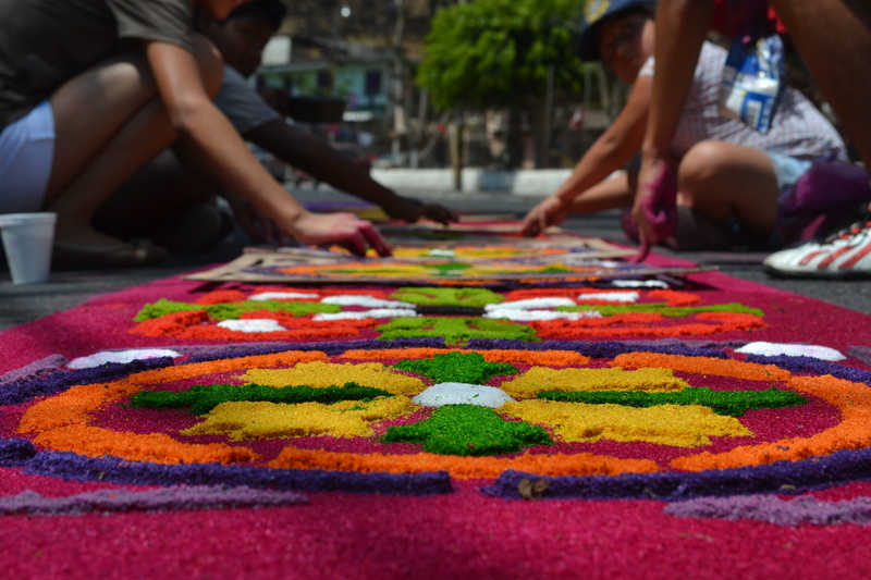 focus on foreground, 4K, incidental people, real people, creativity, procession, colorful, easter, hands, color, kids, pattern, tradition, handmade, day