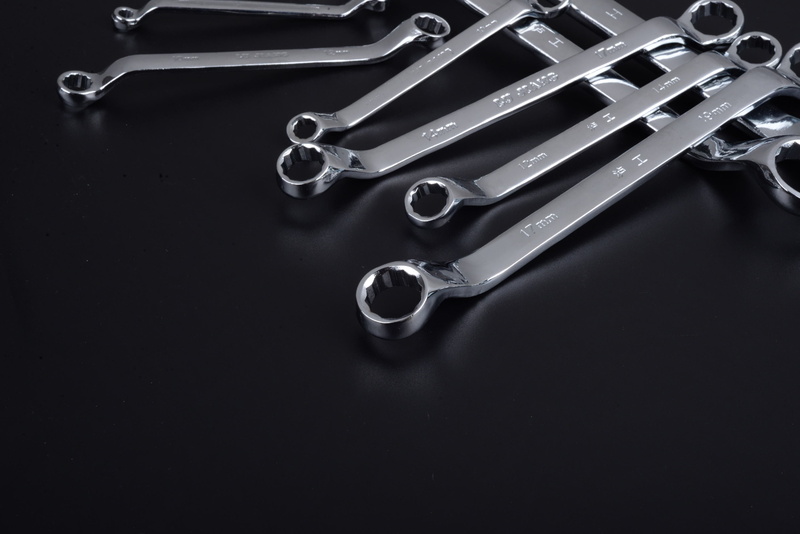 tools, 2K, close-up, no people, crafts, silver colored, hardware, single object, hardware tools, metal, spanner, music, healthcare and medicine, plum wrench