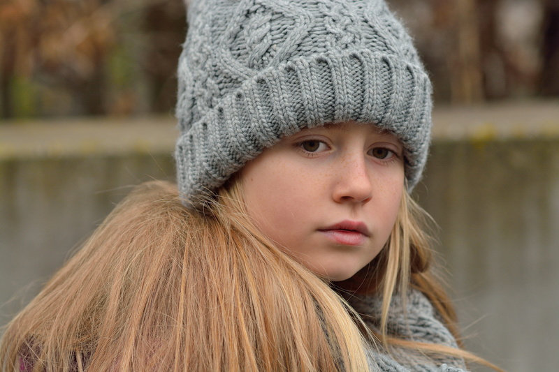 long hair, beanie, 5K, headshot, girls, sad, blond hair, day, women, grieves, close-up, offspring, teenager, innocence, tribulation, blond, thoughtful