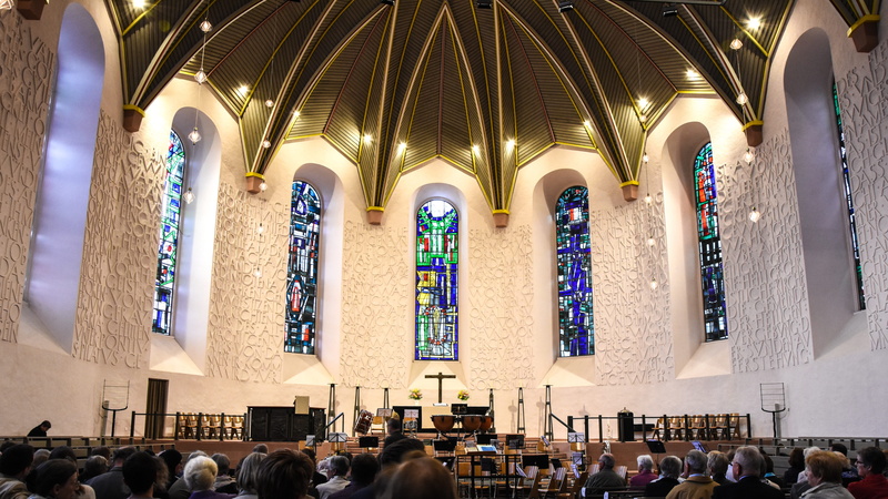 christian, historically, spirituality, stained glass, glass window, light effect, built structure, 5K, women, people, group of people, architecture, lifestyles