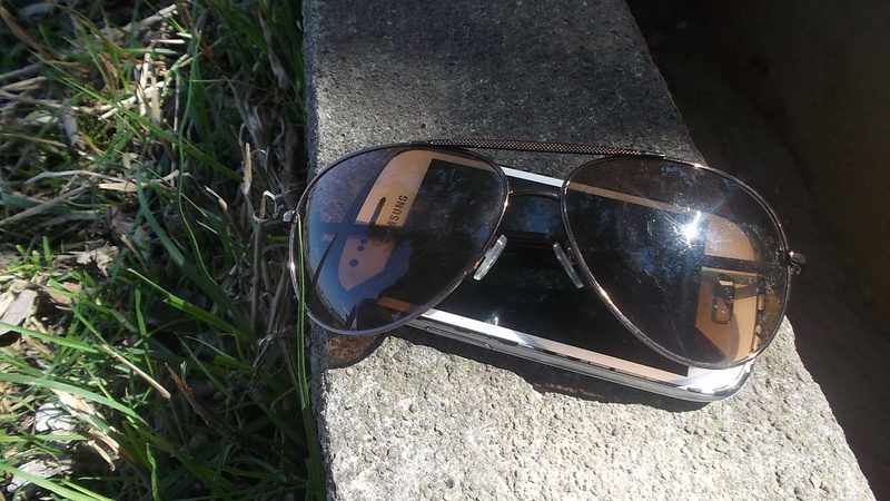 eyewear, day, security, fashion, protection, shadow, land, sunglasses, still life, lentes, 1080P, close-up, sunlight, no people, high angle view, nature