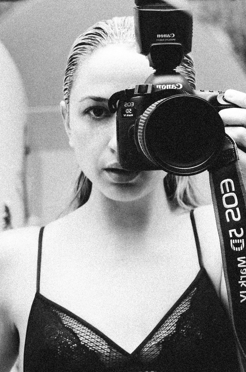beautiful woman, lifestyles, headshot, denmark, face, female, female photographer, close-up, day, lips, young adult, fashion, one person, indoors, photographer