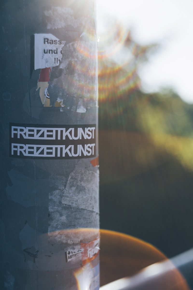 message, form, close-up, underground, cup, city, banner, focus on foreground, glass, road, autumn, 5K, post, nature, refreshment, no people, sticker, sign