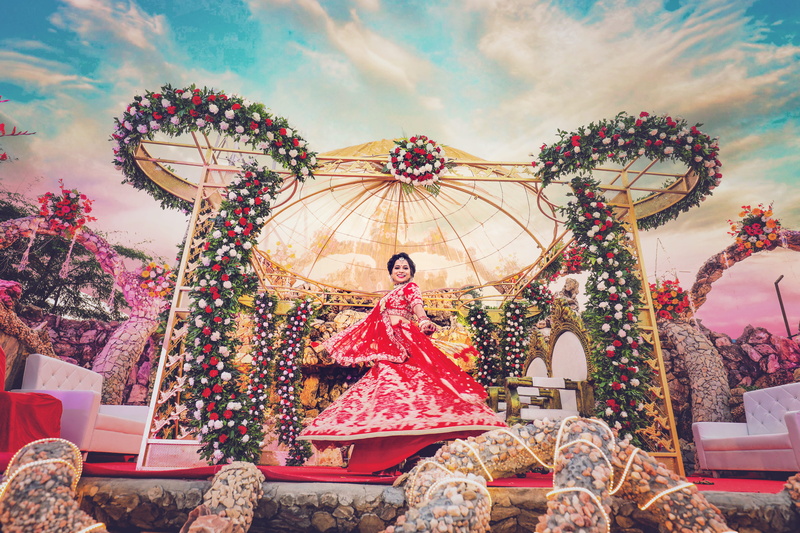 clothing, tradition, festival, decoration, bright, 5K, design, multi colored, full length, real people, day, ceremony, wearing, women, color, religion