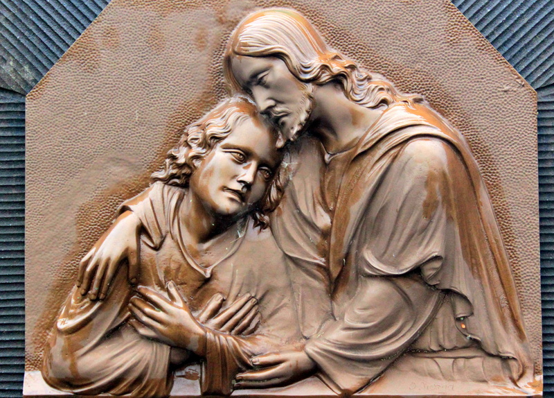 outdoors, angel, Child, embrace, religion, detention, built structure, jesus christ, architecture, jesus, consolation, sculpture, creativity, together