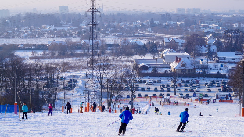 sport, warmia-mazury, snowboarding, cityscape, skiing, skis, elbląg, lifestyles, architecture, built structure, stok, winter sport, ice, real people, 5K