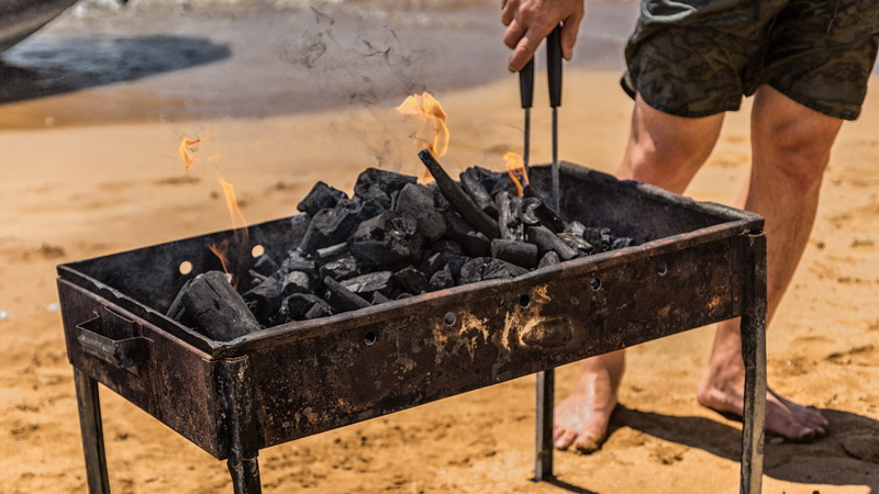 focus on foreground, burning, occupation, coal, human hand, holding, food and drink, bbq, flame, 4K, cephalonia, hand, men, beach, preparation, fire, food