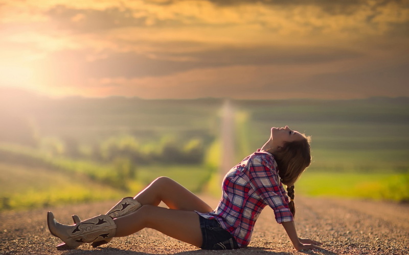 sun, side view, 720P, young women, casual clothing, lifestyles, freedom, beauty, women, adult, sitting, hairstyle, young adult, leisure activity, full length