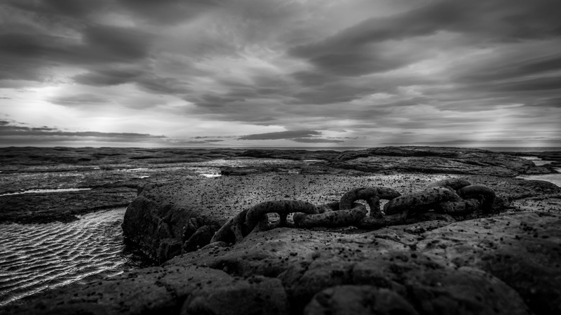 rock - object, black and white, 5K, tide, land, moody, overcast, scenics - nature, clouds, beach, water, no people, gloomy, outdoors, tranquil scene, sky