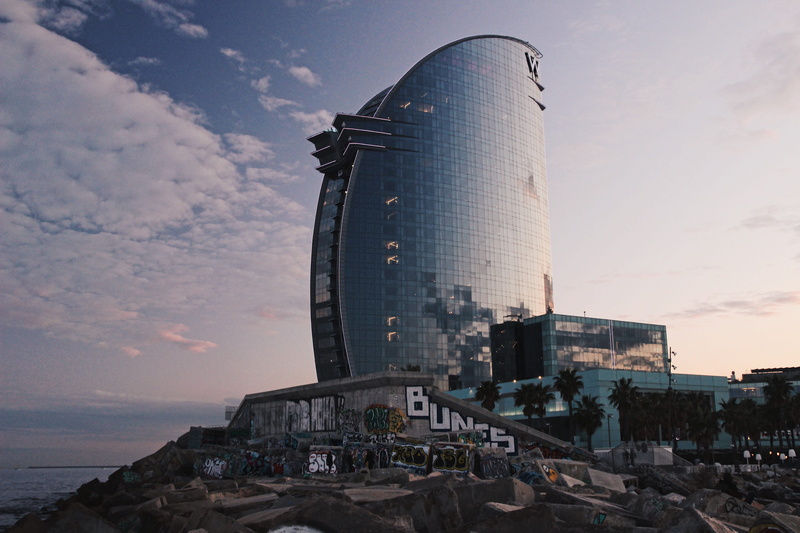 travel destinations, discover, outdoors, building, nature, boat, mirror, windows, cloud - sky, modern, sky, 5K, sunset, building exterior, day, residential district