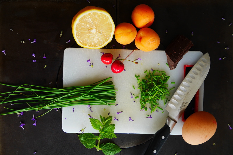table, wellbeing, cutting board, healthy eating, vegetable, fruit, citron, indoors, vitamin, egg, spice, freshness, chives, tomato, cooking, home, eating