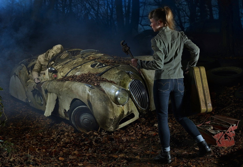 car, women, brunette, 720P, humor, old car, women outdoors, Conceptual