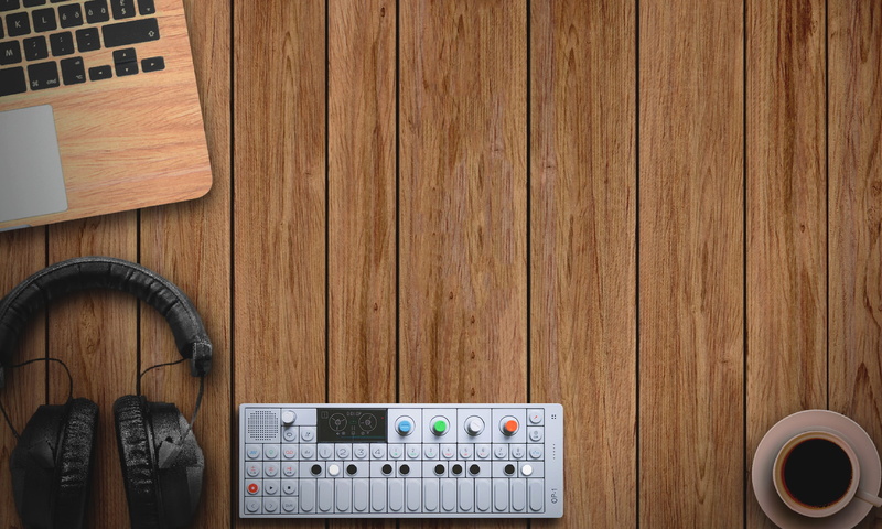 technology, electricity, background, headphone, wood paneling, close-up, electrical equipment, table, copy space, wooden background, place of work, coffee
