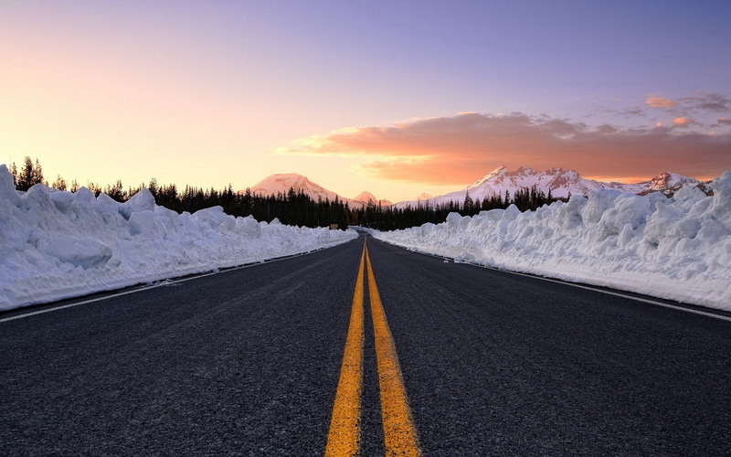 double yellow line, direction, nature, diminishing perspective, winter, road marking, beauty in nature, snowcapped mountain, tranquil scene, symbol, no people
