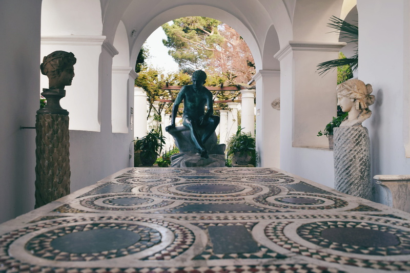 marble, creativity, no people, craft, statue, architectural column, built structure, architecture, 2K, classic, arch, belief, sculpture, villa san michele