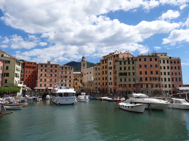 nautical vessel, luxury, yacht, 4K, waterfront, apartment, incidental people, moored, city, building exterior, italy, sky, mode of transportation, water