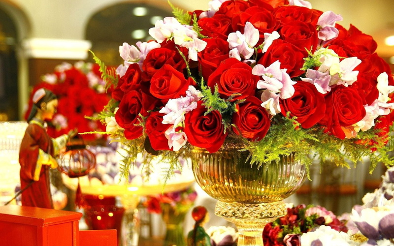 no People, bunch of flowers, romance, nature, flower head, belief, centerpiece, plant, pink, vase, service, red, decoration, event, candle, roses, vulnerability