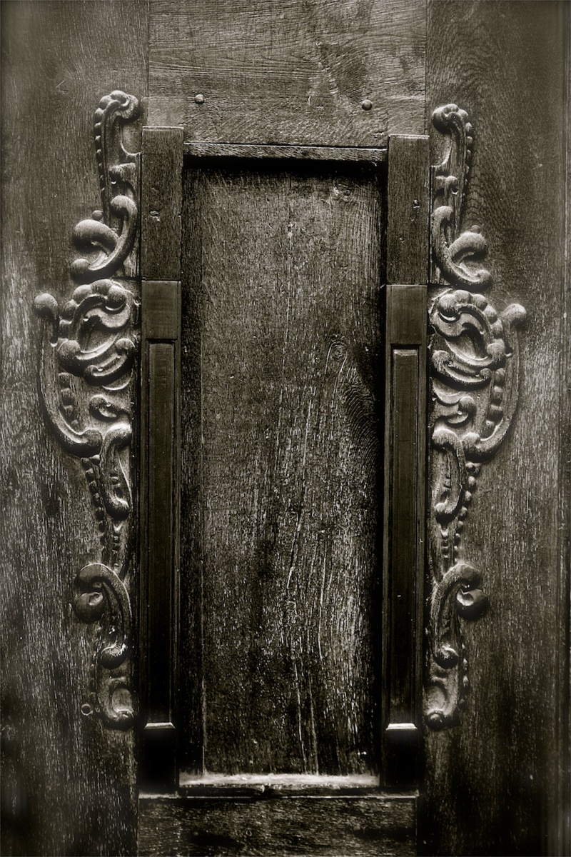 protection, gray, symmetry, black and white, architecture, ancient, patterns, exterior, old, retro, panel, day, creativity, metal, security, art and craft