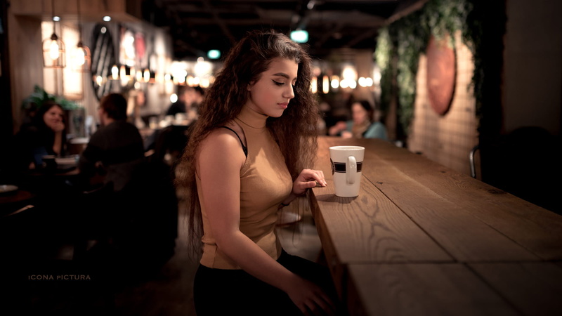 cafeteria, women, women indoors, Icona Pictura, curly hair, cafes, 500px, photography, 1080P