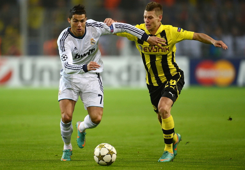 ball, motion, team sport, grass, activity, running, soccer player, full length, playing, ronaldo, sport, soccer ball, athlete, borussia, vs, effort, 720P