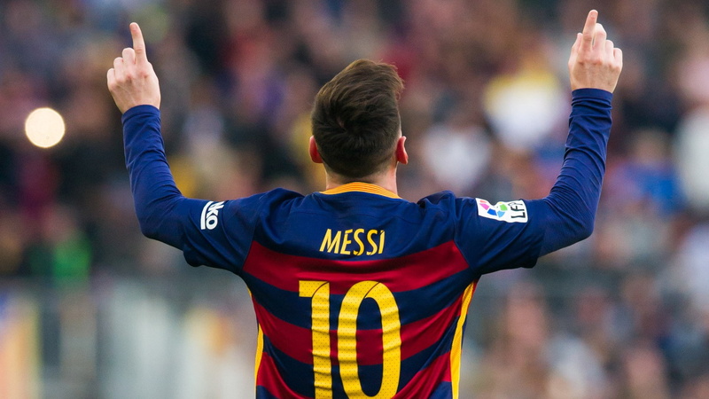 body part, success, standing, waist up, 1080P, limb, incidental people, human arm, men, sports uniform, hand, messi computer, clothing, adult, focus on foreground