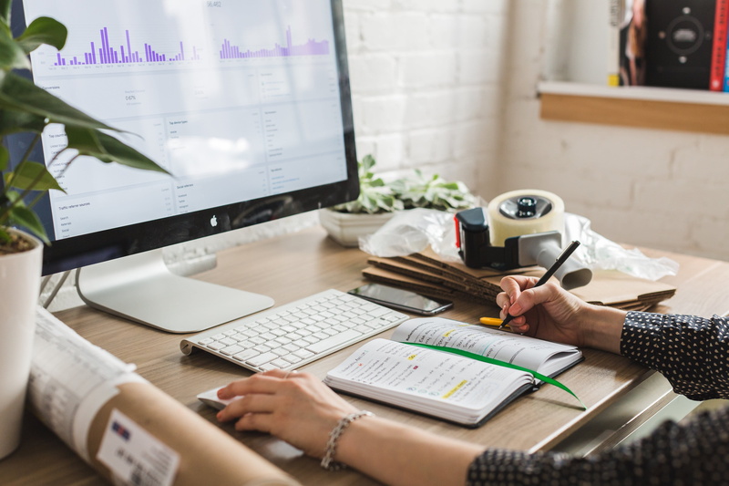 Startup, Ecommerce, Desk, computer monitor, Entrepreneur, one person, photo, Women, computer equipment, Marketing, Data, furniture, Technology, 4K, occupation