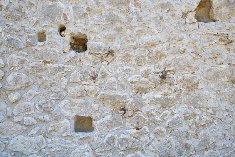 close-up, building exterior, wall, outdoors, built structure, 8K, construction, backgrounds, day, kennedy, pattern, stone wall, background, textured, full frame
