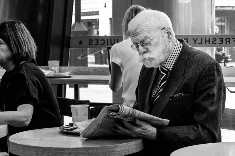 london, man, newp, people, gentleman, newspaper, lifestyles, table, occupation, english, restaurant, business, males, cap, coffee, united kingdom, breakfast