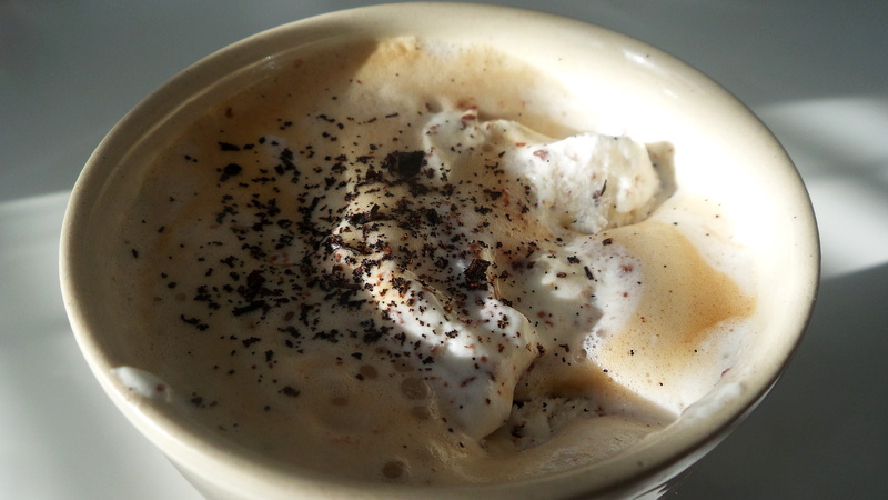 food, morning, cappuccino, no people, close-up, white, fika, refreshment, cofee, studio shot, delicious, cup, drink, freshness, wellbeing, break, food and drink