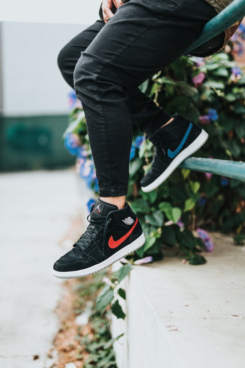real people, body part, focus on foreground, balance, nike, human leg, black, one person, lifestyles, jordan, motion, 5K, s, shoe, blue, low section, leisure activity