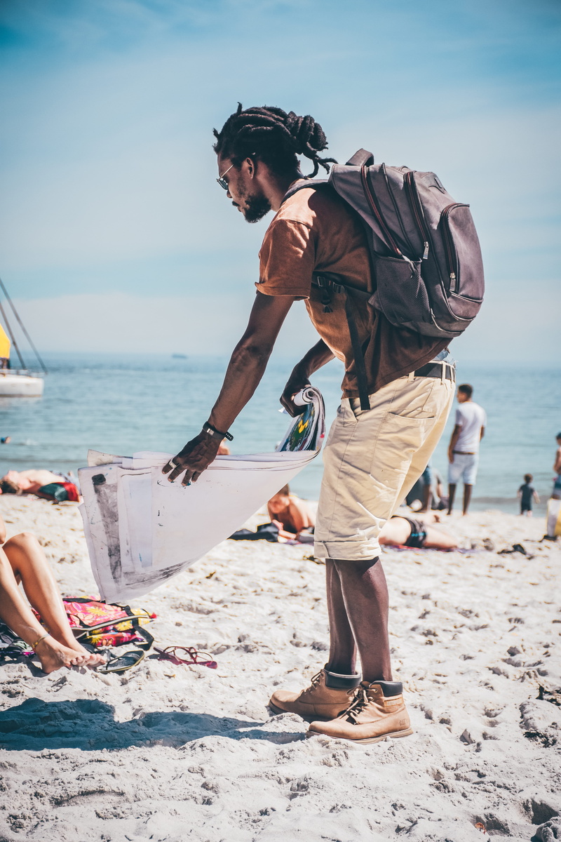 land, incidental people, clothing, sand, horizon over water, real people, sailboat, vessel, watercraft, nature, 5K, footwear, casual clothing, person
