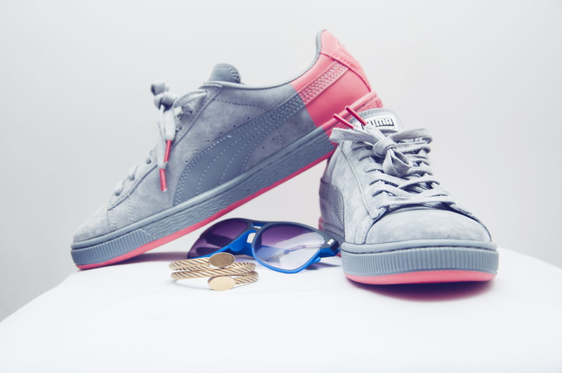 indoors, two objects, personal accessory, womenswear, shoelace, still life, white background, sports shoe, no people, sneakerhead, puma, sandal, shoes