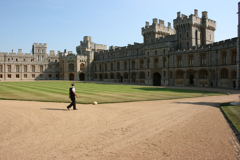 leisure activity, grass, nature, building exterior, outdoors, building, one person, real people, windsor castle, history, architecture, travel destinations