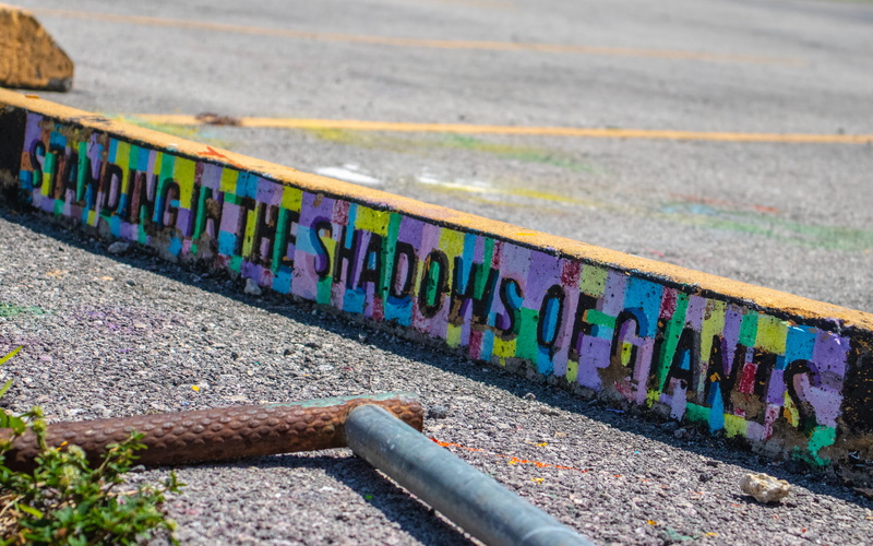 wynwood, road marking, tarmac, high angle view, banner, transportation, word, marking, city, concrete, brown, vehicle, nature, beside, united state, green