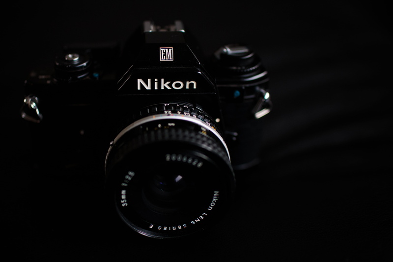 lens cap, textile, close-up, hardware, computer keyboard, ski boot, lens - eye, studio shot, video camera, indoors, boot, modern, electronics, 4K, black background