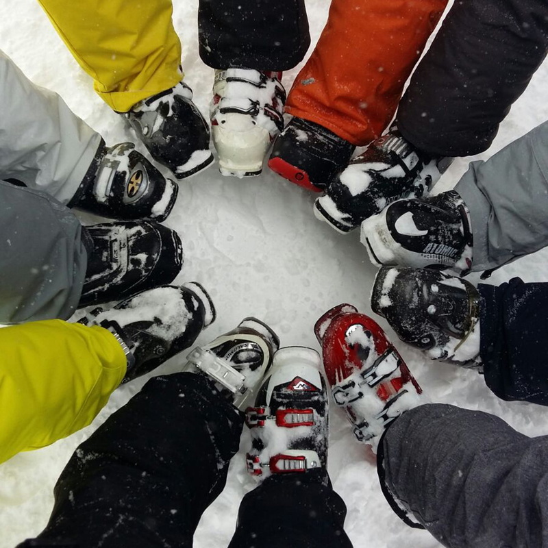 day, low section, close-up, cold temperature, ski boots, personal perspective, snow, body part, athlete, boots reunited, 1080P, high angle view, human hand