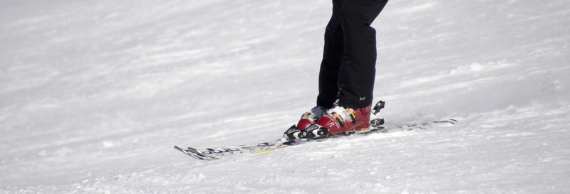 mountains, ski boots, 5K, fun, skates, ski area, gray, motion, one person, leisure activity, adventure, sport, outdoors, pair, sports race, real people