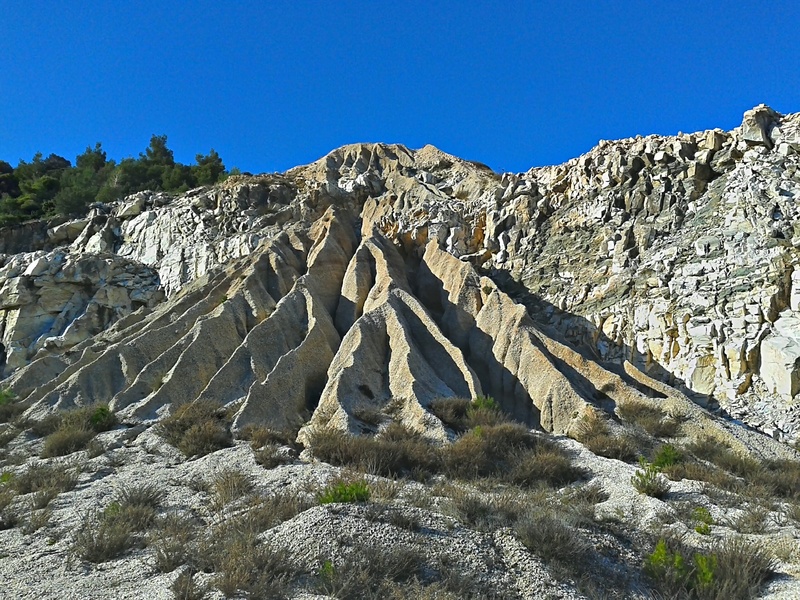 eroded, formation, rock - Object, beauty in nature, geology, natural formations, water marks, tranquility, 2K, landscape, clear sky, outdoors, nature