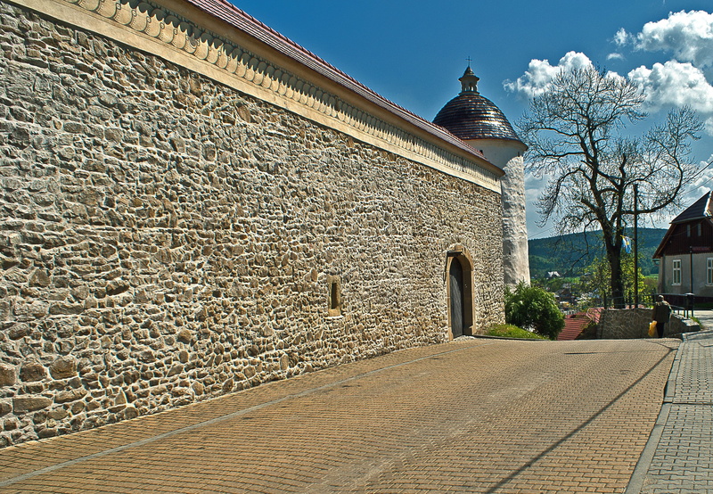 travel destinations, day, tree, history, entrance, isolation, the dome, residential district, built structure, enclosure, cutoff, the monastery wall, no people