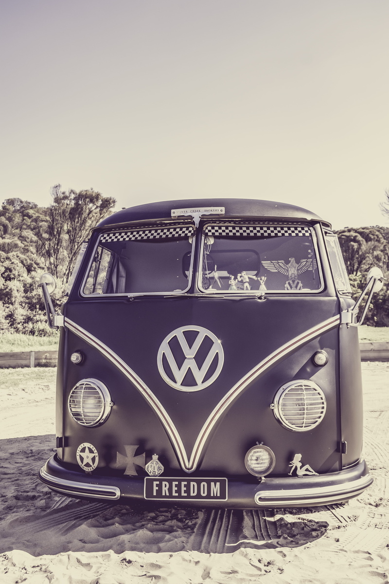 text, 5K, sky, transportation, field, black, motor vehicle, retro styled, land vehicle, abandoned, day, van, clear sky, western script, volkswagen, tree